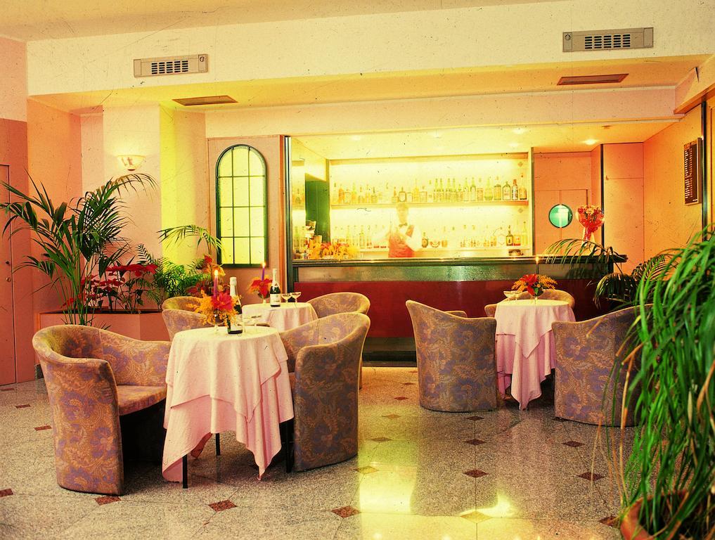 Hotel D'Orange D'Alcantara Francavilla di Sicilia Restaurante foto